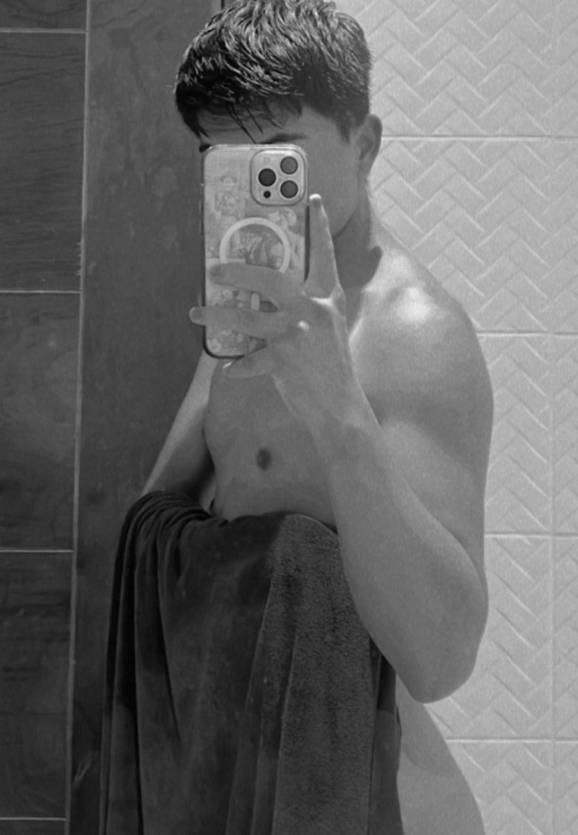 TwinkM19's tweet photo. Follow + dm 😈🔥 https://t.co/cHmU8WKAkg