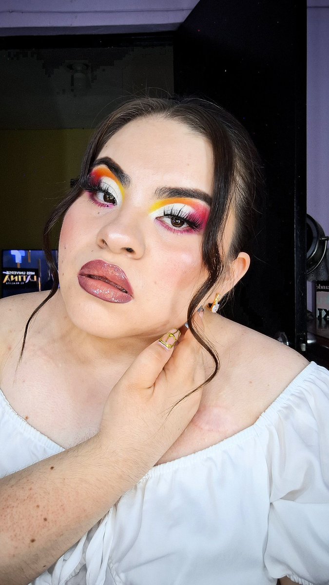 Azeneth_gr14's tweet image. Estos tonos juntos son 🔝🤌💗
#makeupobsessed #beautyblog
#fullcolormakeup