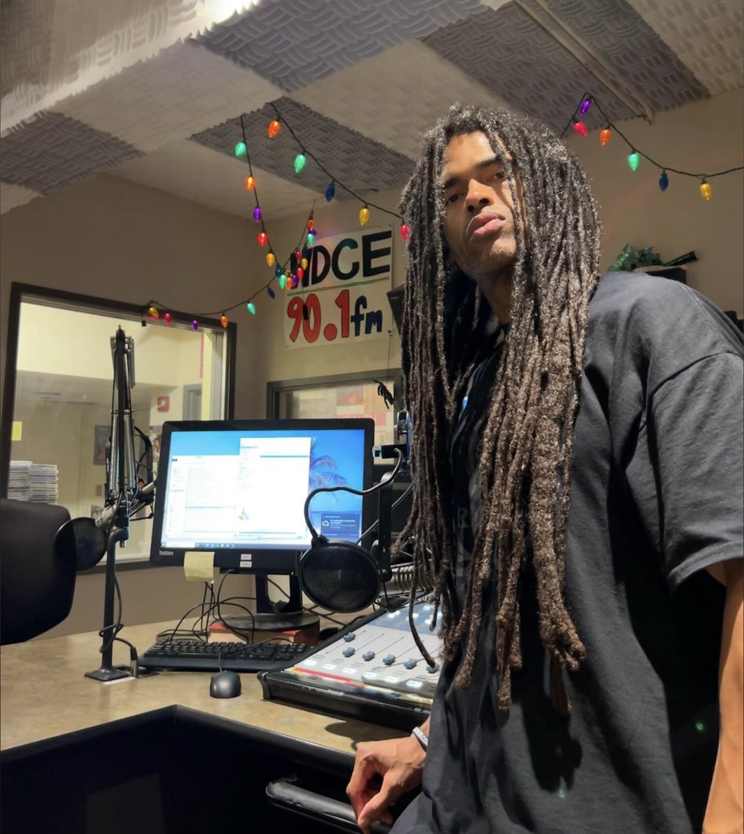 BlackLiq (@blackliq) on Twitter photo Opportunities are experiences, not outcomes. This is Hip-Hop 101 live every Monday night 11PM-1AM on <a href="/WDCEradio/">WDCE 90.1fm</a> 90.1 FM or WDCE.net to stream! #CollegeRadio #DJ #RVA #WOFTD Opportunities are experiences, not outcomes. This is Hip-Hop 101 live every Monday night 11PM-1AM on <a href="/WDCEradio/">WDCE 90.1fm</a> 90.1 FM or WDCE.net to stream! #CollegeRadio #DJ #RVA #WOFTD