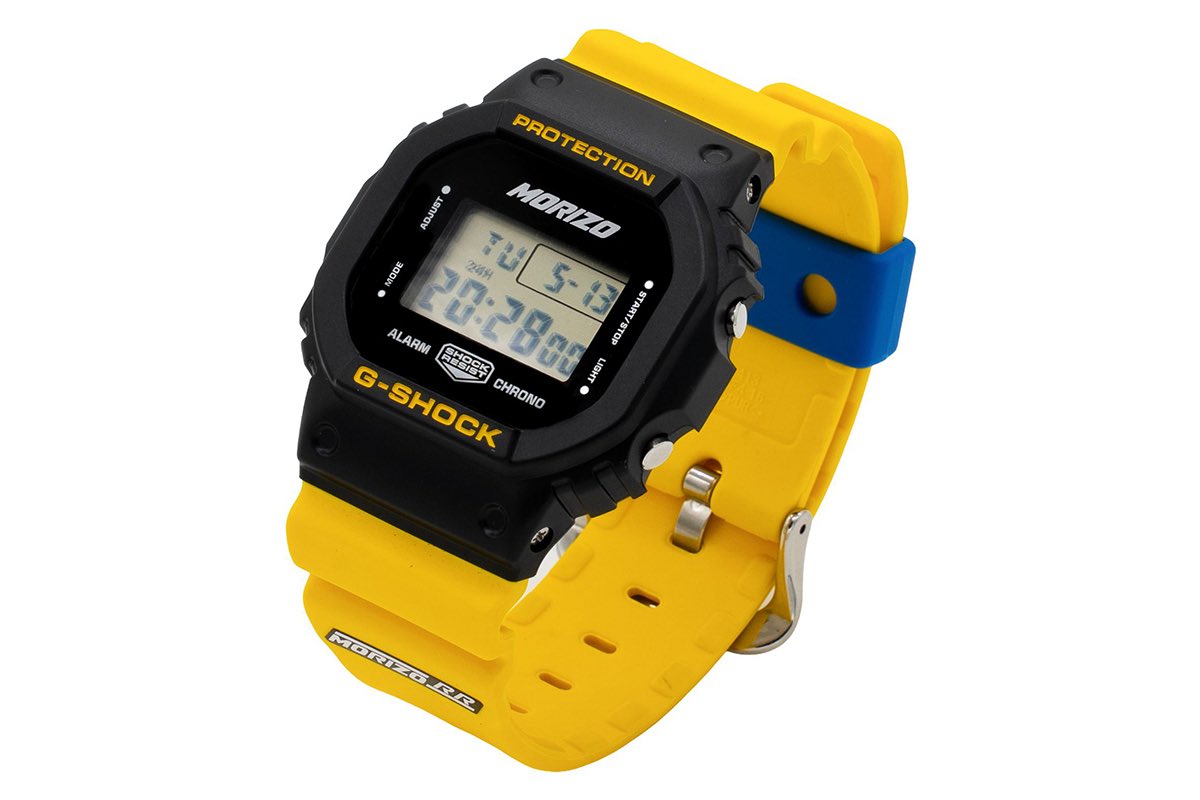 TOYOTA_GR's tweet photo. ／／
本日から楽天市場に登場!!!
G-SHOCK x TOYOTA GAZOO Racing
#モリゾウ モデル⌚🟨🟦
＼＼

#スーパー耐久 #富士24時間 で先行発売しましたスペシャルアイテム
『G-SHOCK x TOYOTA GAZOO Racing #モリゾウ モデル』

本日より公式グッズショップ #TGRコレクション 楽天市場店でのお取り扱いを開始しました✨️
➡️ https://t.co/KdHxaRLRiX

この機会にぜひお求めください😊

#TOYOTAGAZOORacing 
#gshock