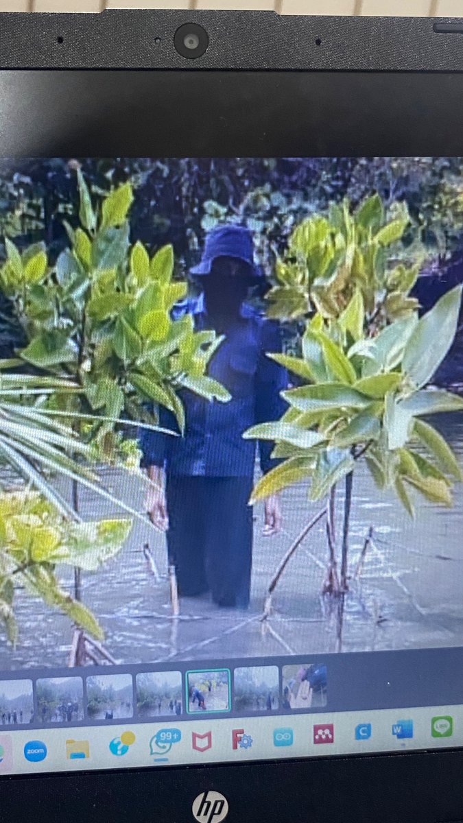piuchealtro's tweet photo. SEM 1 PRAKLAP IH SERU BNAGETTT kita praklap gabungan matkul itk, ose, sama biola 😆😆 disini kita ngetes alat sensor yang udah kita buat selama 1 sem kurang, terus ngambil“ data, sama yg trakhir ke mangrovee, dalem banget fak gk ekspek??? https://t.co/q1KTp4ggWz