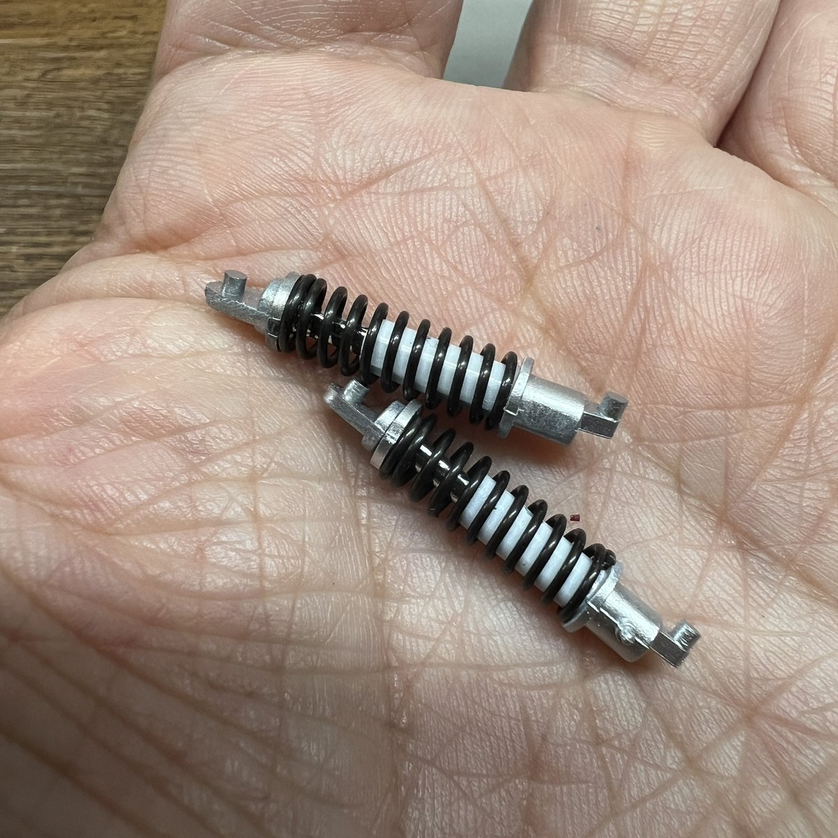 invpe_kk's tweet image. 自立出来ました。
#タミヤ　#RS1000