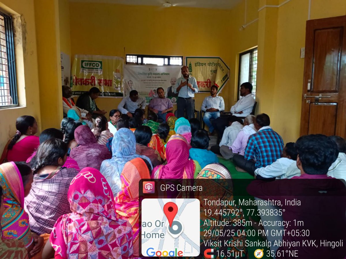 IcarCcri's tweet photo. DAY 1 ICAR-Central Citrus Research Institute, Nagpur participates in Viksit Krishi Sankalp Abhiyan in Parbhani, Hingoli and Washim districts including farm women. Farmers schemes of government. #ViksitKrishi #viksitkrishisankalpabhiyan https://t.co/AyMclOfLuM