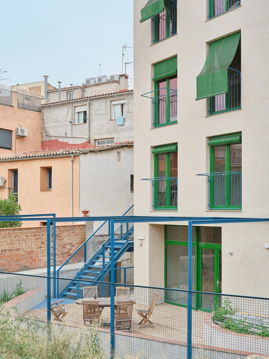 arquitect_viva's tweet photo. La Cooperativa de vivienda La Raval en Barcelona , de Lacol, Premio de la Casa de la Arquitectura en la categoría de Adaptabilidad
https://t.co/C8WUKtFKD2 https://t.co/A5UYKRBvaW