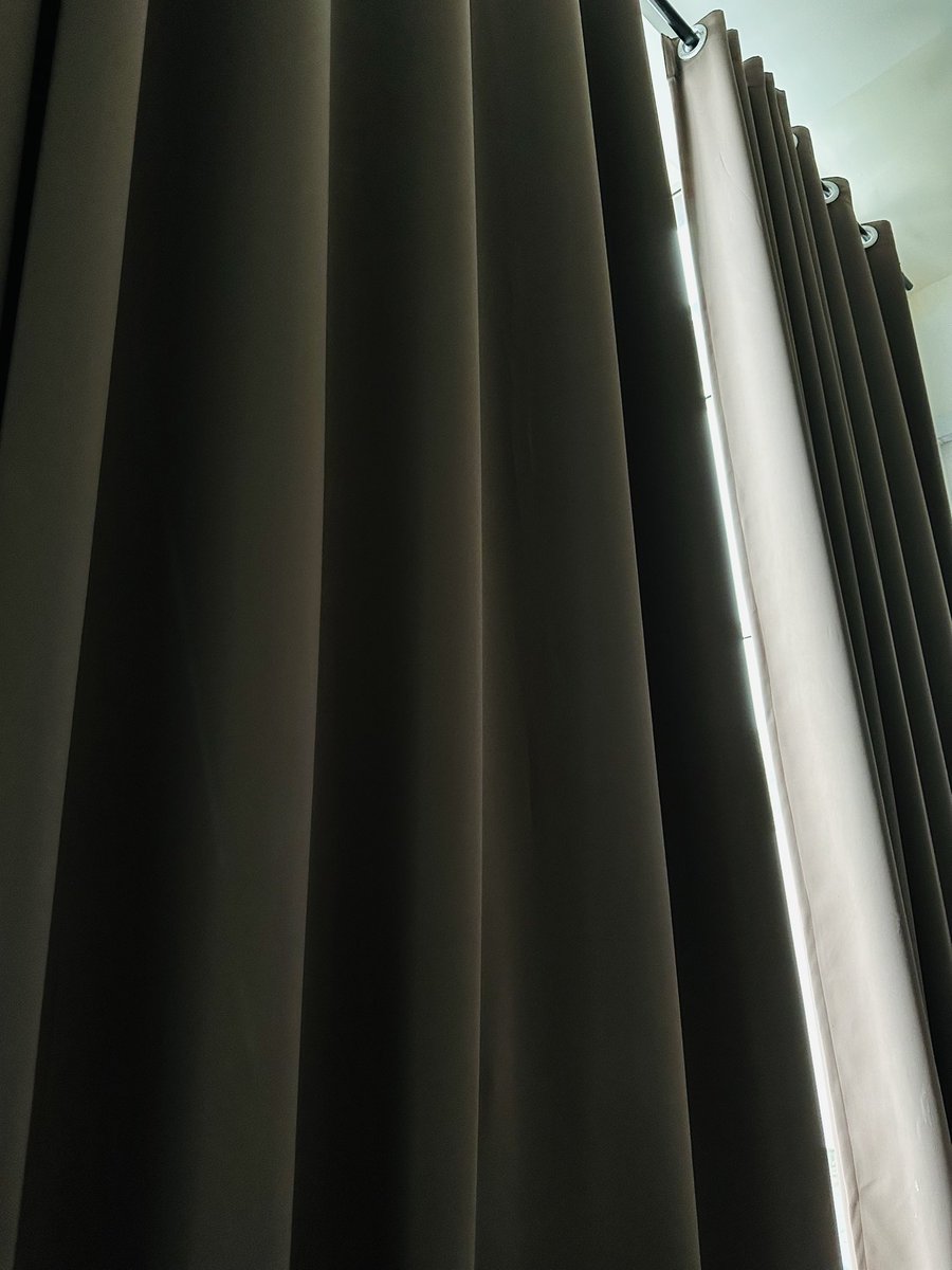 flwrlyn's tweet photo. @MaisarahMahmud Maii i beli kat tiktok je memang black out curtain. Proven 💯 dah beli banyak kali kat sini

 https://t.co/MCFIChCfyK https://t.co/wHpTqdIR5d