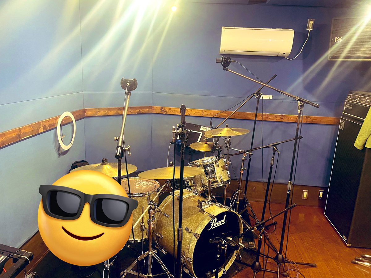 本日はインストバンドMIMのドラムRECデー！

ドラムのヒロくんに頑張って貰います🥁

#mimband