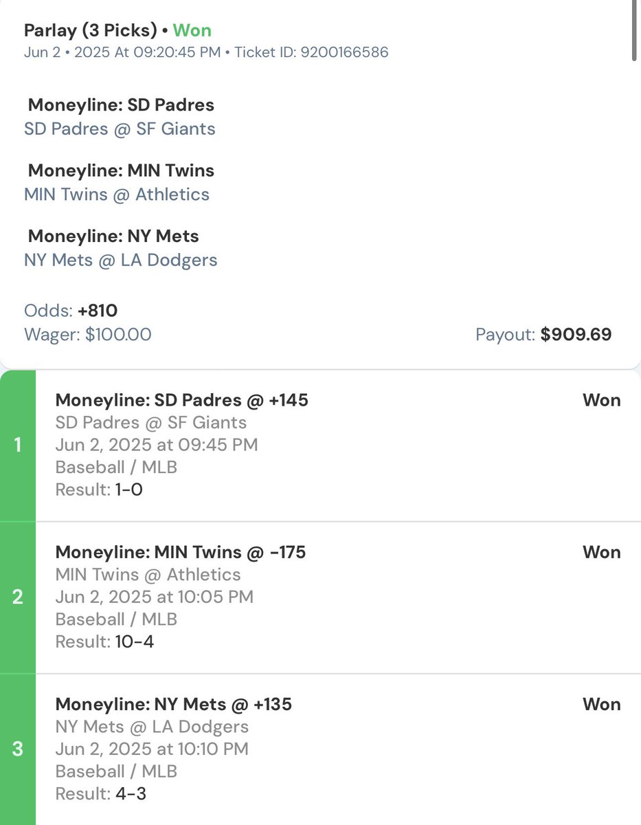 TellEmLou's tweet image. Shoutout to the dodgers bullpen ⚾️