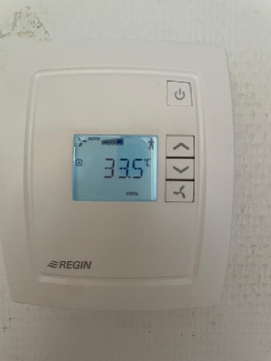 godelier's tweet photo. @matsmadrid En atención primaria también ha llegado el verano, habrá que tomarse unas cañitas https://t.co/y8V2LgDAkg