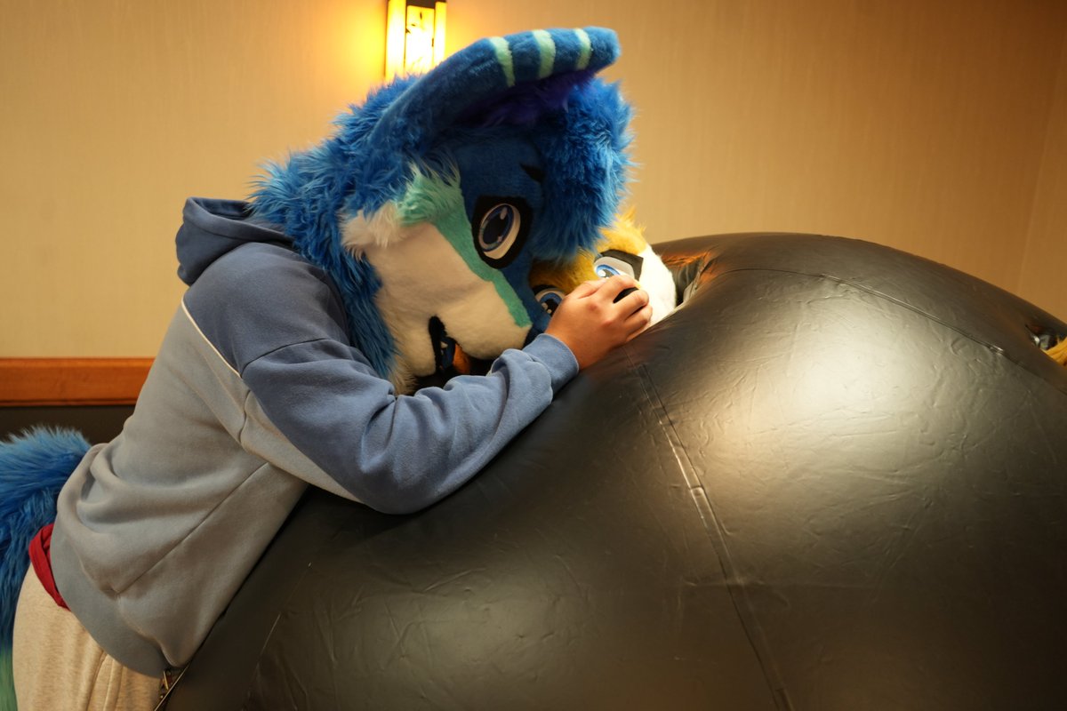 IndieTimber's tweet image. Last two pictures: @Chubbydigits_

🧵(2/3)