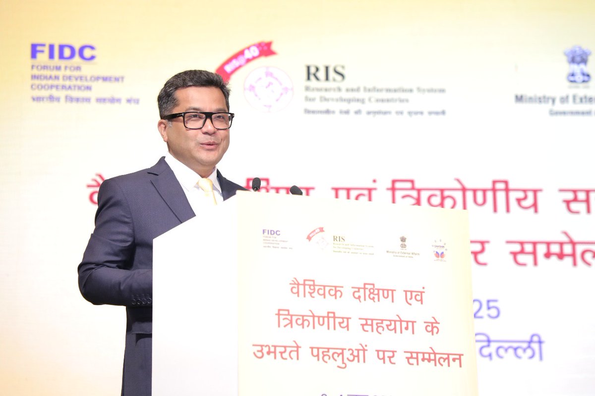 RIS (@ris_newdelhi) on Twitter photo Deeply grateful to Hon'ble Minister Shri <a href="/PmargheritaBJP/">Pabitra Margherita</a> for highlighting India-Paraguay's shared vision of peace, prosperity and sustainable future. The President of the Republic of Paraguay, <a href="/PresidenciaPy/">Presidencia Paraguay</a> 's visit is a milestone, marking renewed momentum in bilateral Deeply grateful to Hon'ble Minister Shri <a href="/PmargheritaBJP/">Pabitra Margherita</a> for highlighting India-Paraguay's shared vision of peace, prosperity and sustainable future. The President of the Republic of Paraguay, <a href="/PresidenciaPy/">Presidencia Paraguay</a> 's visit is a milestone, marking renewed momentum in bilateral