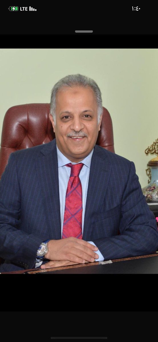 د . محمد الهيفي :-
“النقد البنّاء  مسؤولية وطنية نابعة من الحرص على سلامة الوطن.
أما تجميل الخطأ، فهو شكل من أشكال الفساد.
الحكومات الناجحة والفعّاله لا تخشى النقد البناء ، بل تستمع له وتستفيد منه لتطوير أدائها .”