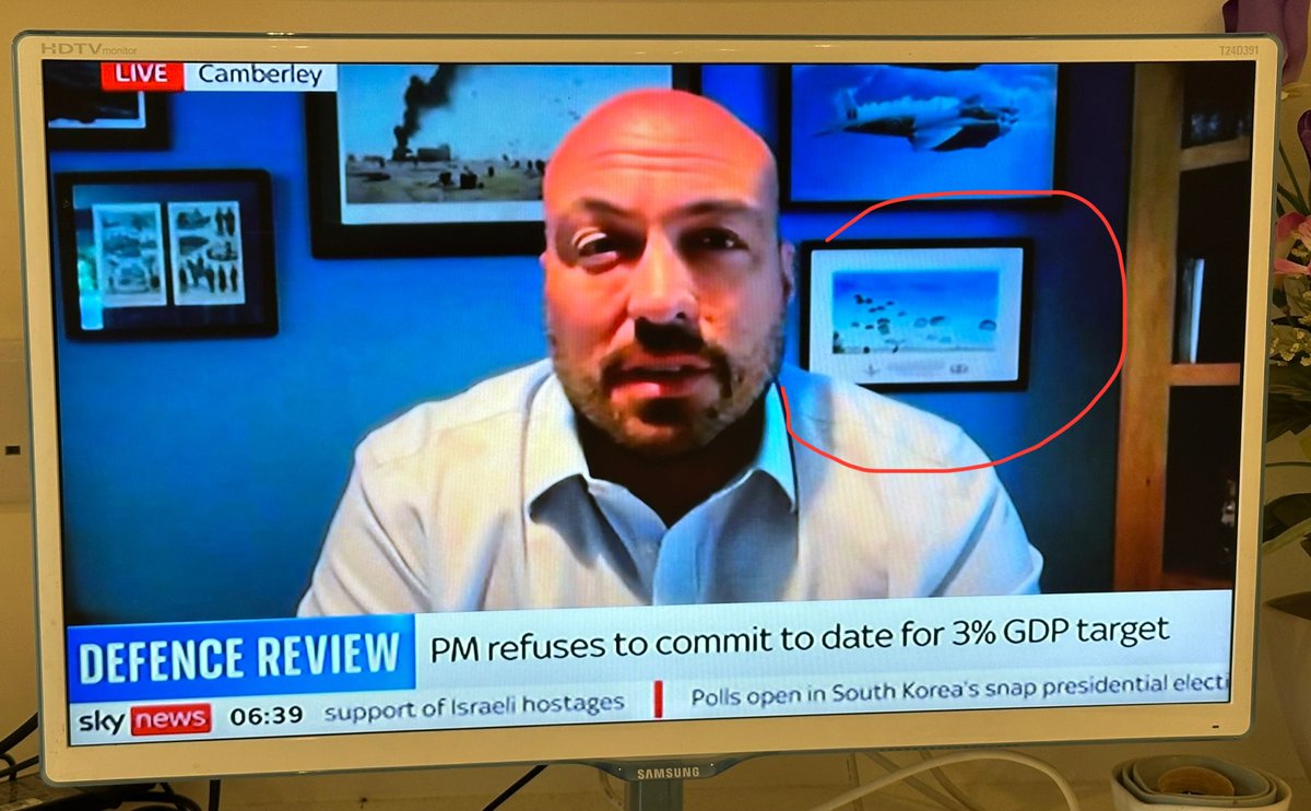 Breakfast while watching morning news with <a href="/Mr_Andrew_Fox/">Andrew Fox</a> on <a href="/SkyNews/">Sky News</a> 

On a different note, it was lovely to spot my little artwork on Andrew’s wall! 🙏😊