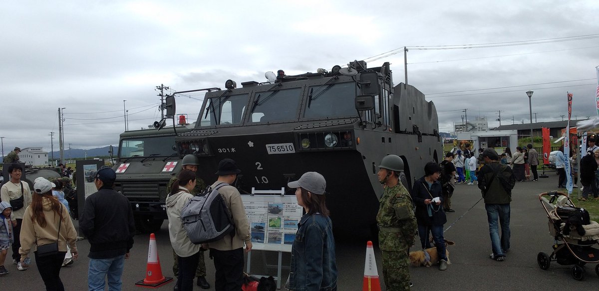 Rusty_Diy's tweet photo. 先週��は亘理万博でした🎵

東日本大震災でも活躍した自衛隊の方々がブース出してました🙆

やっばイベントは楽しいですね🎵

#亘理万博
#自衛隊さんありがとう https://t.co/YhYw5oFkiz