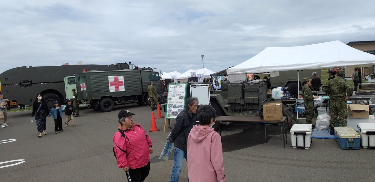 Rusty_Diy's tweet photo. 先週��は亘理万博でした🎵

東日本大震災でも活躍した自衛隊の方々がブース出してました🙆

やっばイベントは楽しいですね🎵

#亘理万博
#自衛隊さんありがとう https://t.co/YhYw5oFkiz