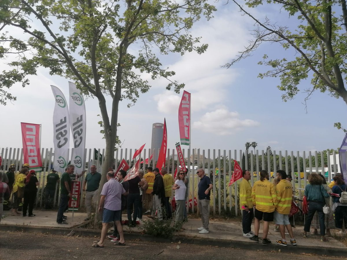 CCOO AMAYA (@ccooamaya) on Twitter photo Toda la mañana intentando no oír nos <a href="/antoniosanz/">Antonio Sanz Cabello</a> y <a href="/JuanMa_Moreno/">Juanma Moreno</a>, pero no lo ha conseguido, porque las mentiras tienen las patas muy cortas. Toda la mañana intentando no oír nos <a href="/antoniosanz/">Antonio Sanz Cabello</a> y <a href="/JuanMa_Moreno/">Juanma Moreno</a>, pero no lo ha conseguido, porque las mentiras tienen las patas muy cortas.