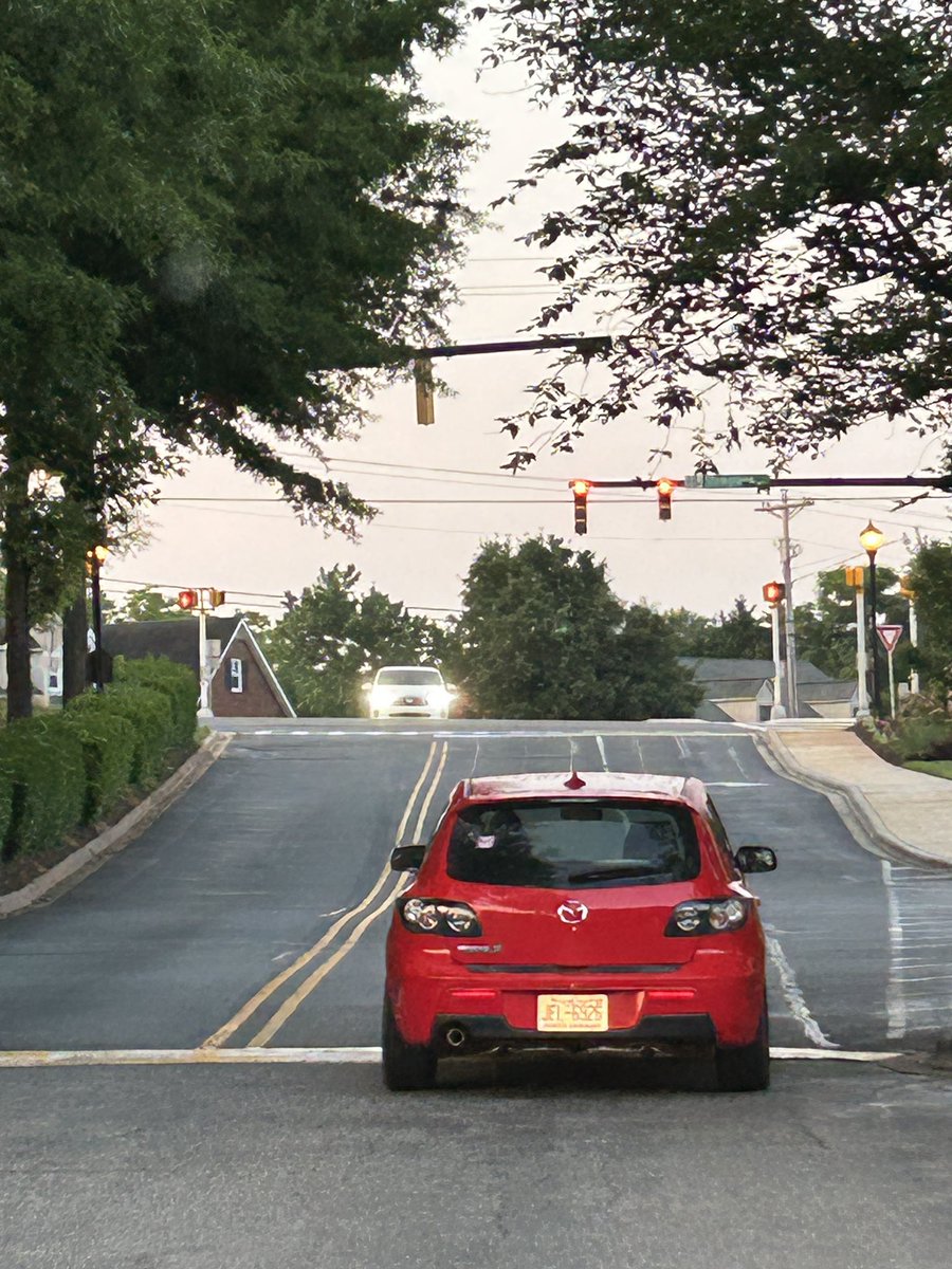 Pete Newton (@f3nocotheforce) on Twitter photo Spotted leaving St Mark’s and I thought, “How did I miss <a href="/blackbeard_f3/">Eric Smith</a> at Gladiator?”
Then spotted turning into Rosedale neighborhood and I could confirm - no way it was Blackbeard as they weren’t headed to coffeteria. Spotted leaving St Mark’s and I thought, “How did I miss <a href="/blackbeard_f3/">Eric Smith</a> at Gladiator?”
Then spotted turning into Rosedale neighborhood and I could confirm - no way it was Blackbeard as they weren’t headed to coffeteria.