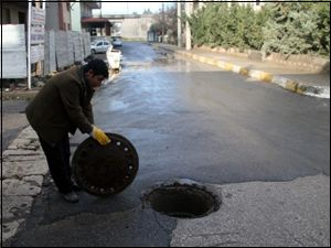 Yeni Akit kapılarını Zaytung'a açtı...