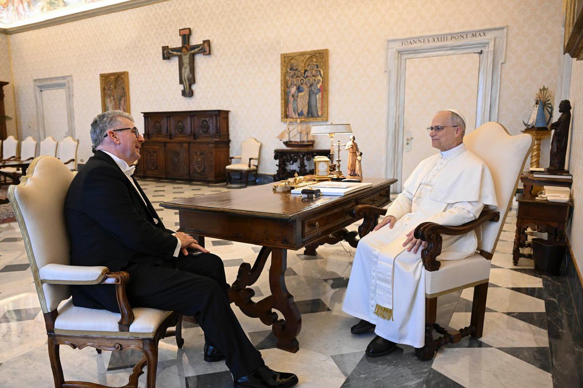 AusAmbHolySee's tweet image. Today I had the honour of presenting my credentials to Pope Leo XIV, formalising my appointment as
Ambassador of Australia to the Holy See. Image © Vatican Media