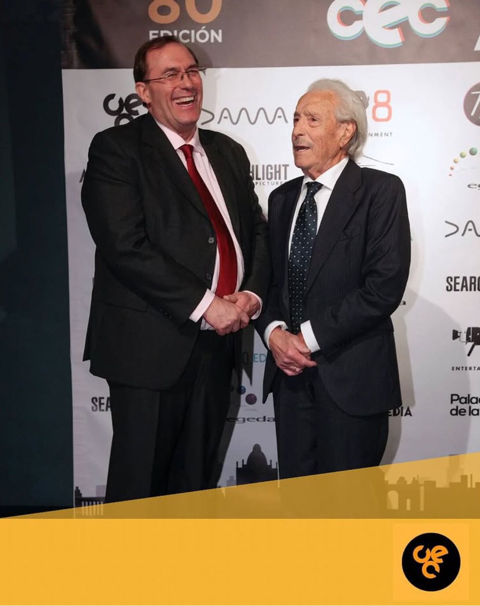 CirculoCEC (@circulocec) on Twitter photo Esta imagen de <a href="/Jerojose2002/">Jerónimo José Martín</a> con Manolo Zarzo en la pasada Gala del CEC representa el espíritu del <a href="/CirculoCEC/">CirculoCEC</a> porque es intergeneracional, es buen rollo, es historia del cine.
#80MedallasCEC #círculodeescritorescinematográficos #medallascec #historiadelcine #manolozarzo Esta imagen de <a href="/Jerojose2002/">Jerónimo José Martín</a> con Manolo Zarzo en la pasada Gala del CEC representa el espíritu del <a href="/CirculoCEC/">CirculoCEC</a> porque es intergeneracional, es buen rollo, es historia del cine.
#80MedallasCEC #círculodeescritorescinematográficos #medallascec #historiadelcine #manolozarzo