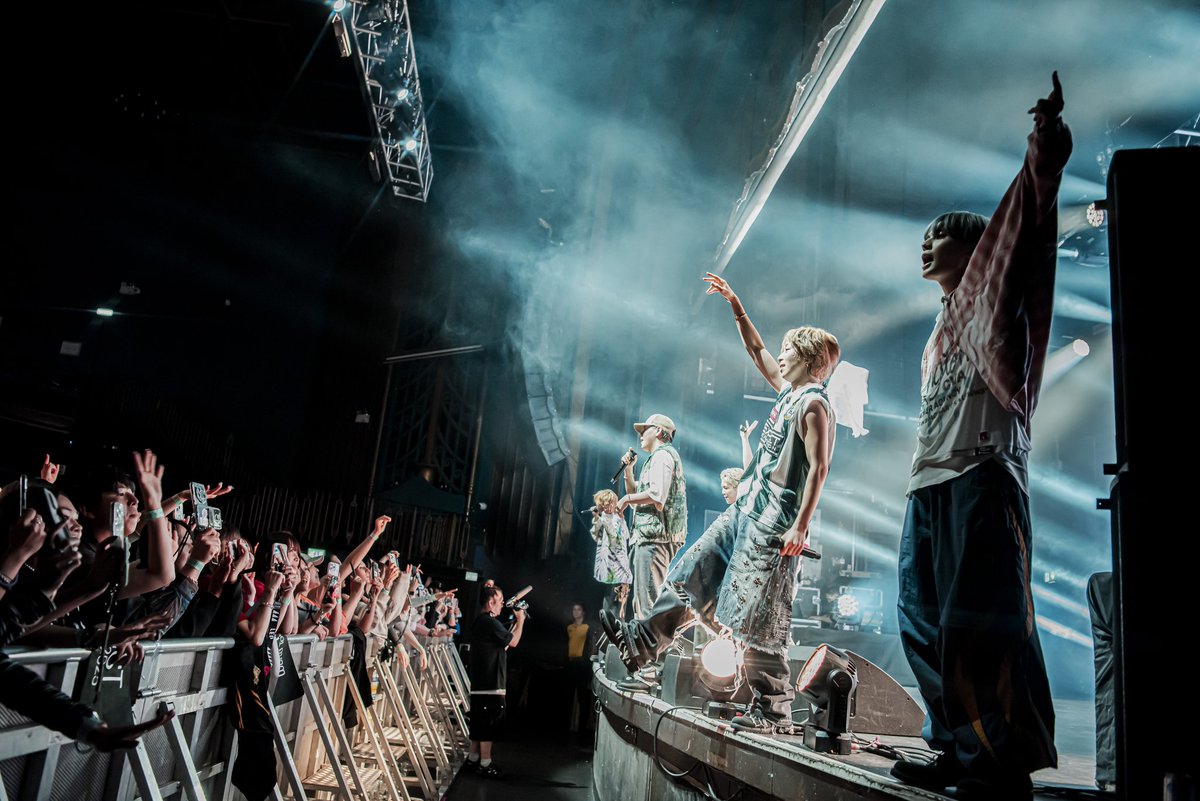 BE:FIRST live in London <a href="/O2ForumKTown/">O2 Forum Kentish Town</a> for their "Who is BE:FIRST?" World Tour 2025. 

I have photos of fans from the first row. If you were at the concert &amp; first row, message me!

<a href="/BEFIRSTofficial/">BE:FIRST</a>
#BEFIRSTWorldTour2025 #BF_WORLDTOUR2025 #WHOISBEFIRST #BEFIRSTが公式ジャックします