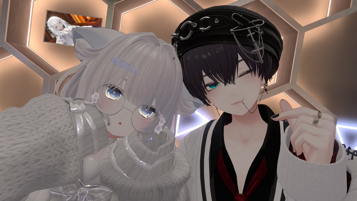 #CaressofSpica に行ってきました！
あきたんさんといろいろおしゃべりしたり、撫でてもらっちゃったりして楽しい時間になりました😊
話したりないくらいあっという間だったのでまた遊びにいきたい～！