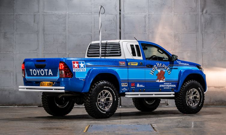 TamiyaUK's tweet image. Summer is here, so it's time to release the @ToyotaUK Bruiser on tour.
First stop @CaffandMac this Thursday for 'Honour the Uplifted' with @arctictrucks See you there or give us hoot if you see us out and about.
#tamiya #bruiser #cultofmachine #RC #tour #arctictrucks #toyota