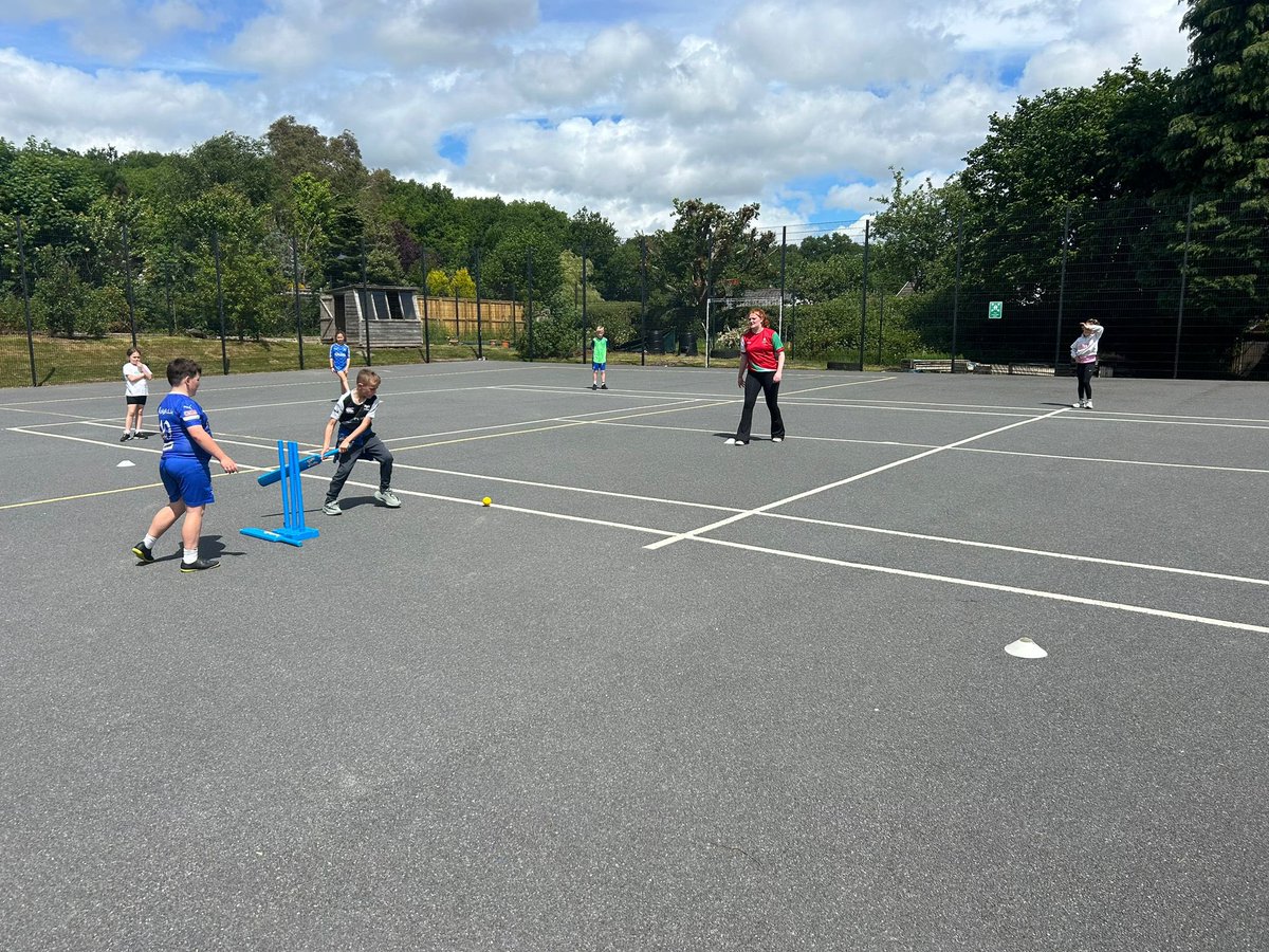 Urdd Gorllewin Cymru (@chwaraeon) on Twitter photo Gwersyll llwyddiannus arall yn <a href="/YGlowyr/">Ysgol Gymraeg Dyffryn Y Glowyr</a> wythnos diwethaf 😁
Anothef successful camp at <a href="/YGlowyr/">Ysgol Gymraeg Dyffryn Y Glowyr</a> last week 😁 Gwersyll llwyddiannus arall yn <a href="/YGlowyr/">Ysgol Gymraeg Dyffryn Y Glowyr</a> wythnos diwethaf 😁
Anothef successful camp at <a href="/YGlowyr/">Ysgol Gymraeg Dyffryn Y Glowyr</a> last week 😁