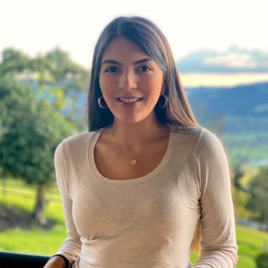 SheCanCodeHQ's tweet image. Meet Lorextu, Shreya, Laura &amp;amp; Leonie – winners of the Aurora Tech Award! 💡

From bold ideas to real-world impact, these female founders share their startup journeys &amp;amp; future visions.

👀 bit.ly/4dG3x10

#WomenInTech #FemaleFounders #AuroraTechAward #SheCanCode