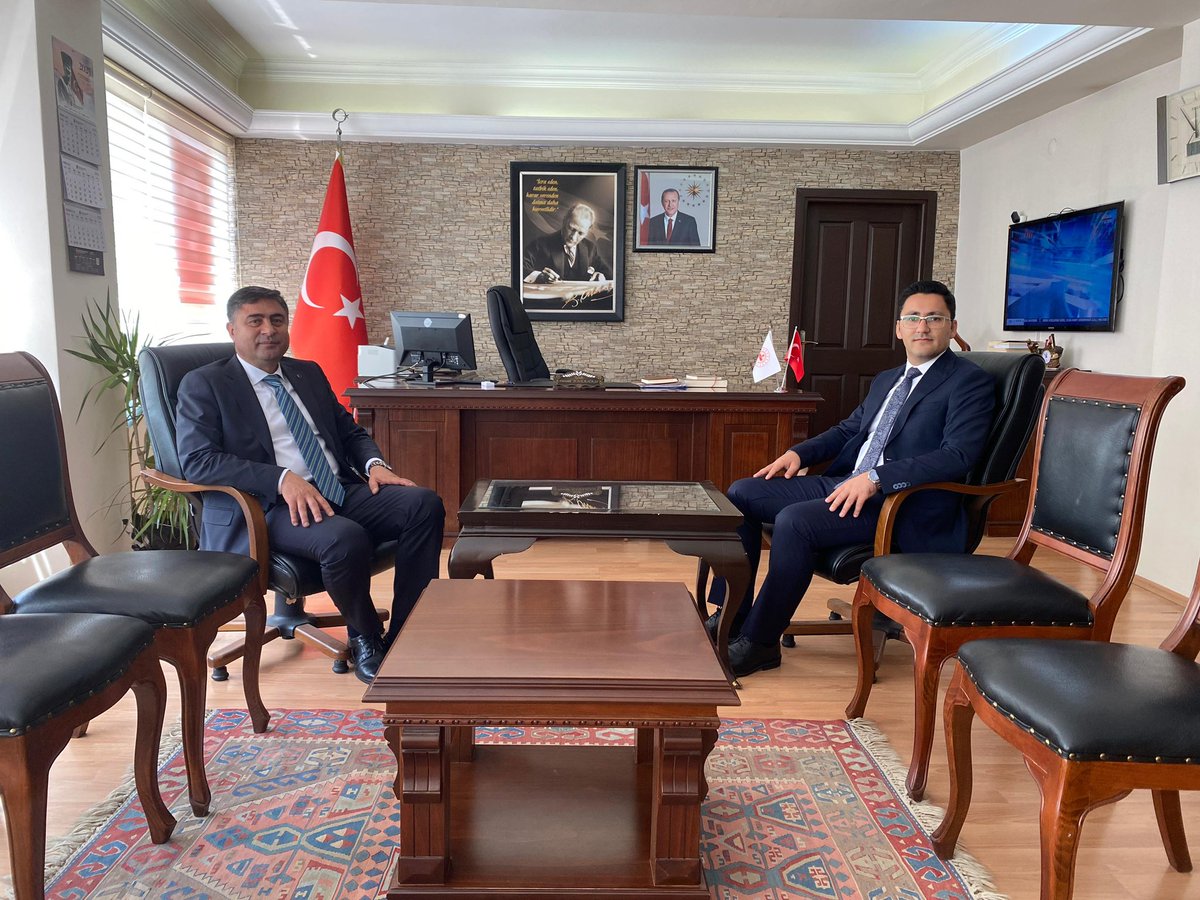 DEÜ Veteriner Fakültesi (@deu_veteriner) on Twitter photo Dekanımız Prof. Dr. Zafer BULUT, Kiraz Kaymakamı Murat KARAHAN'ı makamında ziyaret ederek, eğitim-öğretim süreçleri ve öğrencilerimizin mezuniyeti konularında değerlendirmelerde bulundu. Sayın Kaymakamımıza misafirperverliği için teşekkür ederiz.
<a href="/kirazgovtr/">Kiraz Kaymakamlığı</a>
<a href="/universitemDEU/">Dokuz Eylül Üniversitesi</a> Dekanımız Prof. Dr. Zafer BULUT, Kiraz Kaymakamı Murat KARAHAN'ı makamında ziyaret ederek, eğitim-öğretim süreçleri ve öğrencilerimizin mezuniyeti konularında değerlendirmelerde bulundu. Sayın Kaymakamımıza misafirperverliği için teşekkür ederiz.
<a href="/kirazgovtr/">Kiraz Kaymakamlığı</a>
<a href="/universitemDEU/">Dokuz Eylül Üniversitesi</a>