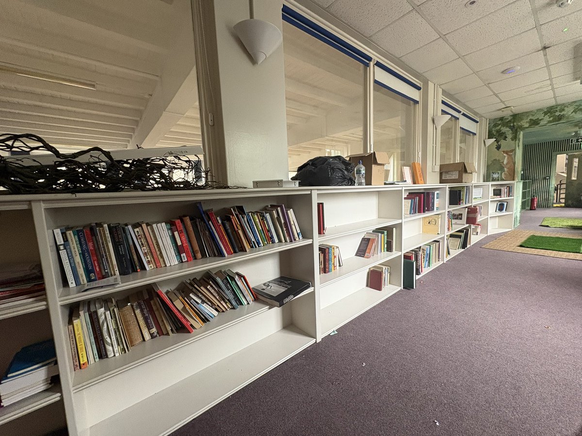 Day 3 of our choral workshop at the Catholic Mothers Centre. 
Meanwhile our libraries are still in need of books for children and adults.
Can you help us? Email us at catholicmothersUK@gmail.com