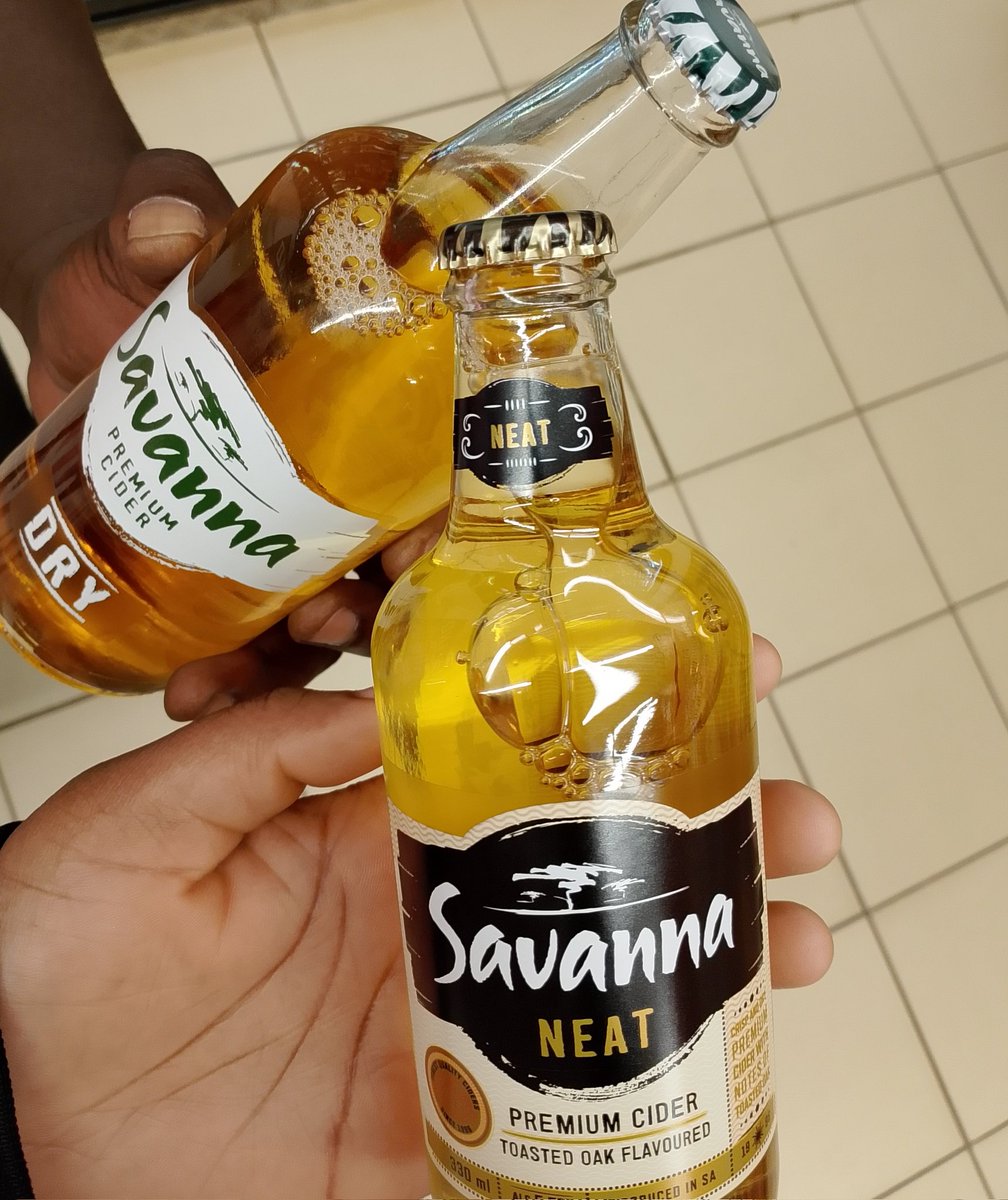 PrincesMunyai's tweet photo. Yaaas, #WorldCiderDay! 🎉 My partner-in-cider and I toasted to our first road trip together with a cold Savanna Cider #SavannaCider #WorldCiderDay #SiyavannaSA Still got the memories, and the cider taste 😎 @SavannaCider https://t.co/B5SfxIGrum