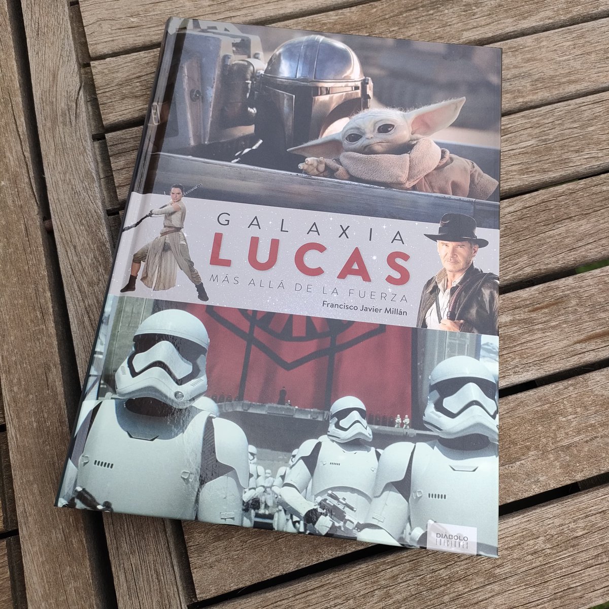 ¿Sabias que se llegó a realizar una sitcom de Maniac Mansion? ¿No? Pues este es tu libro, ya que no solo repasa toda la obra de George Lucas, sino que tambien lo hace de sus productoras Lucasfilms y Lucasarts

👉goo.su/Mhpzbn
