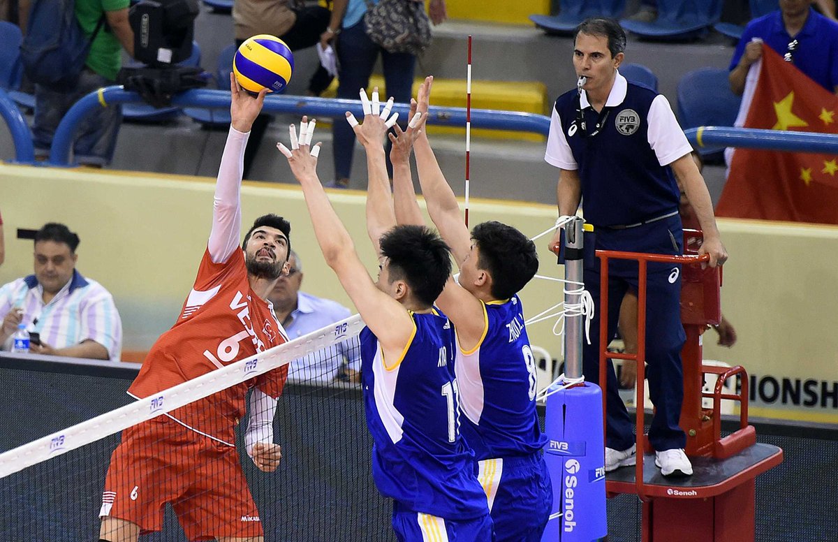 Fenerbahçe’den Gebze’ye smaçör transferi voleybolaktuel.com/fenerbahceden-… <a href="/gebze_belediye/">Gebze Belediyesi</a> <a href="/efelerlig/">SMS Grup Efeler Ligi</a>