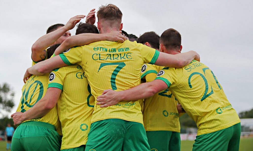 ACCESS CC (@access_2cc) on Twitter photo A warm welcome to another 🏴 signatory of the <a href="/ACCESS_2CC/">ACCESS CC</a> #GreenGoalCharter - <a href="/CaernarfonTown/">CPD Tref Caernarfon Town FC</a>. To have at least 50% of the matchday waste recycled and installing a further 58 solar panels to 88, is something we wish <a href="/PaulEvans149/">Paul Evans</a> and Simon Davis to succeed with! #UnClwb A warm welcome to another 🏴 signatory of the <a href="/ACCESS_2CC/">ACCESS CC</a> #GreenGoalCharter - <a href="/CaernarfonTown/">CPD Tref Caernarfon Town FC</a>. To have at least 50% of the matchday waste recycled and installing a further 58 solar panels to 88, is something we wish <a href="/PaulEvans149/">Paul Evans</a> and Simon Davis to succeed with! #UnClwb
