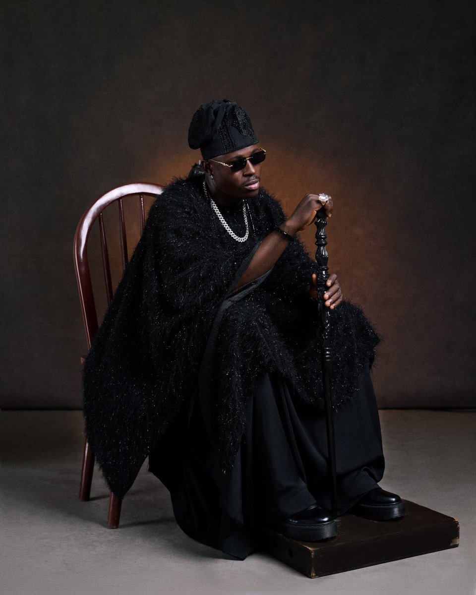 ladayo_official's tweet image. I &amp;amp; @omoade_shot_it  went hard on this!. 

#barca #seun #Amaechi #iyalaja #photograghy #topmember #bazarek