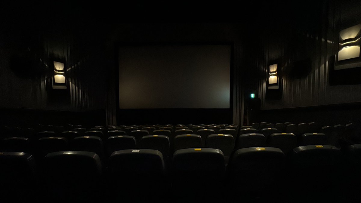 映画「真相をお話しします」を鑑賞！
まさかの貸切でした🕺笑
感想は自分のような色々発信してる立場の人間が言うべきではないという感想です笑
久々の映画館はやっぱり良いですね🥳
次行くとしたらホラー映画でも観に行こうと思います👻