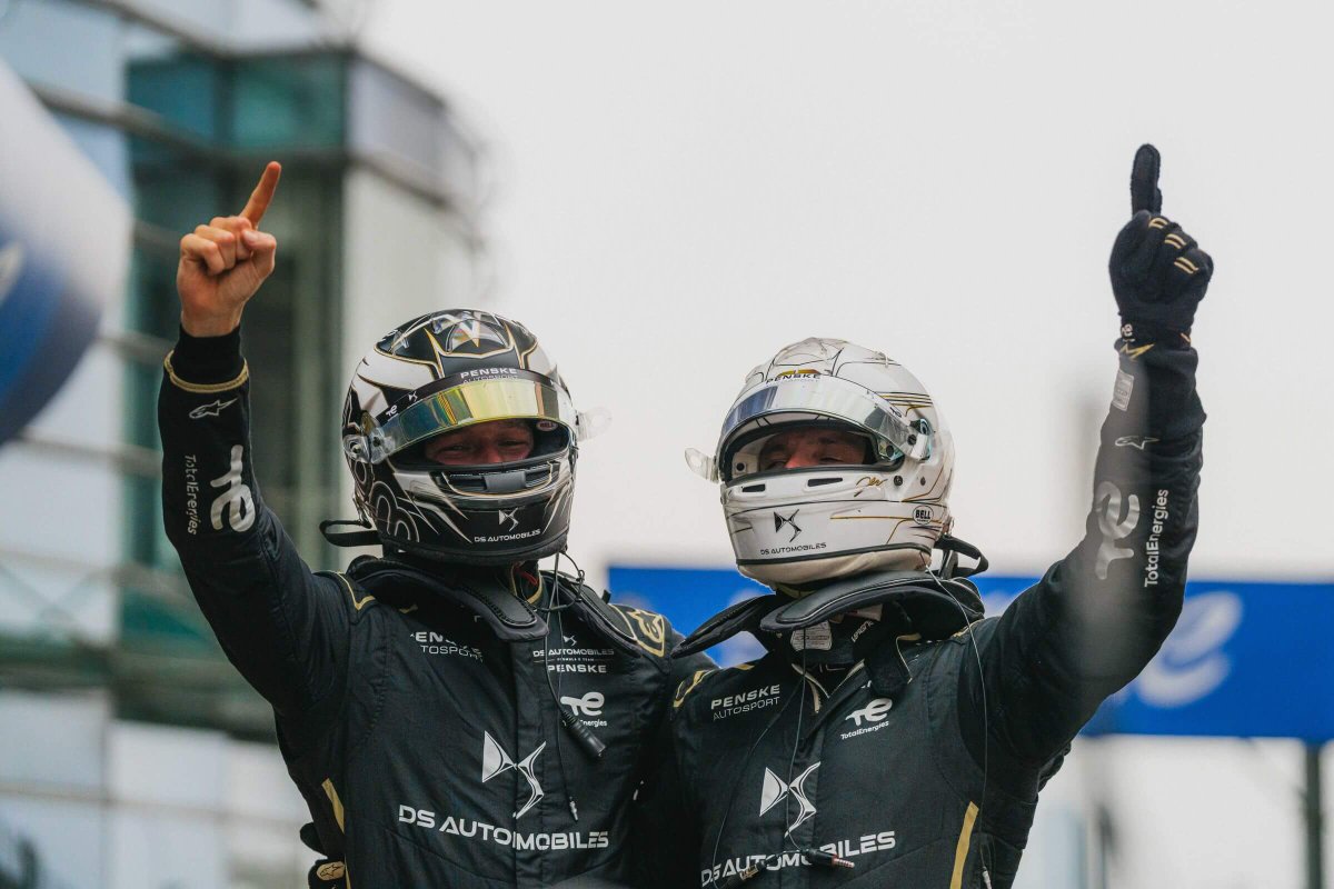 ⚡️ e-Formula.news (@eformulanews) on Twitter photo .<a href="/ds_penske_fe/">DS PENSKE FORMULA E TEAM</a> narrowly misses out on 1-2 win after notes 🏅 The e-Formula.news driver rating for the 2025 #ShanghaiEPrix
e-formula.news/news/formula-e…
Photo: Jake Osborne / <a href="/Spacesuit_Media/">Spacesuit Media</a>
#FormulaE #ABBFormulaE <a href="/FIAFormulaE/">Formula E</a> .<a href="/ds_penske_fe/">DS PENSKE FORMULA E TEAM</a> narrowly misses out on 1-2 win after notes 🏅 The e-Formula.news driver rating for the 2025 #ShanghaiEPrix
e-formula.news/news/formula-e…
Photo: Jake Osborne / <a href="/Spacesuit_Media/">Spacesuit Media</a>
#FormulaE #ABBFormulaE <a href="/FIAFormulaE/">Formula E</a>