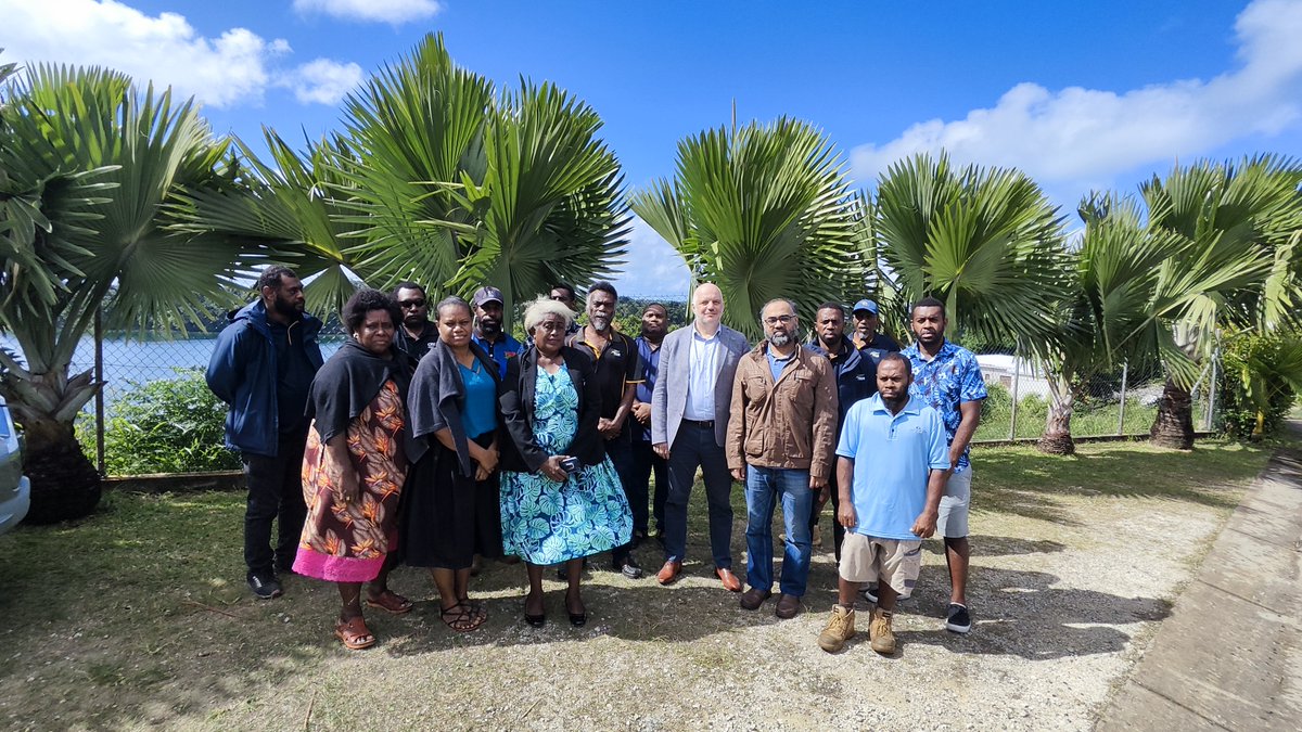ITUAsiaPacific's tweet photo. π‘ On 22β23 May 2025, ITU Asia-Pacific supported Vanuatu in developing a National Table of Frequency Allocations aligned with RR-24 to boost affordable, reliable digital connectivity. #SpectrumHarmonization #DigitalConnectivity #ITU https://t.co/hVFsAlhRPA