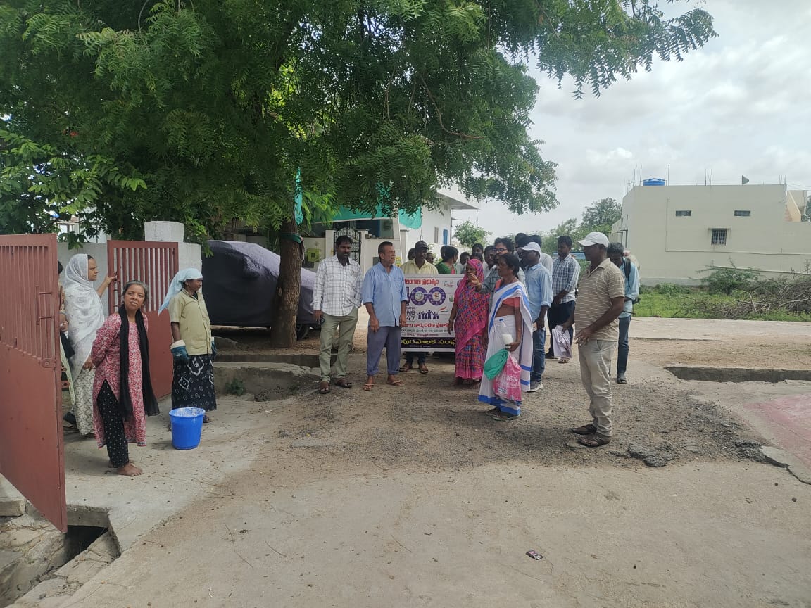 McPebbair's tweet image. on 100 Days action Plan Today Conduted dog byte Awareness in Municipality @MoHUA_India
@RoopaMishra77
@tksreedevi
@cdmatelangana
@SwachhBharatGov
@SBMU_Telangana
@tgmepma
@Collector_WNP 
@aclb_wnpts 
#Pebbair 
#TelanganaRising2047
#TG100DaysActionPlan
#OkaMarpu_AbhivrudhikiMalupu
