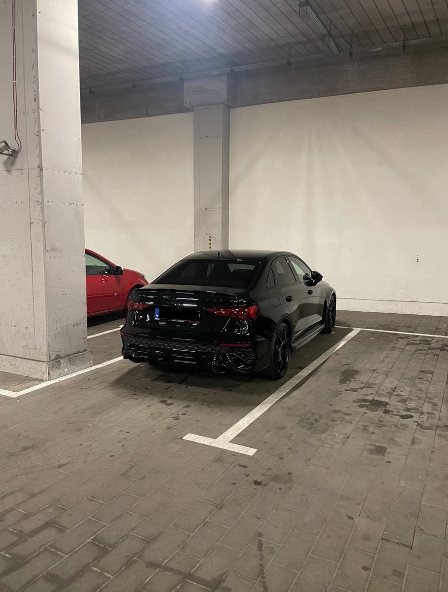 DCvanisch tweet media