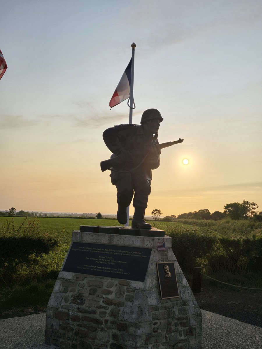CSMJoAnnNaumann's tweet image. A morning run towards Utah Beach is quiet time to contemplate what this week is about. The men who fought here fought for an ideal. They believed in freedom - not for themselves, but as a principle. Never forget what they sacrificed to ensure that ideal remains alive today.