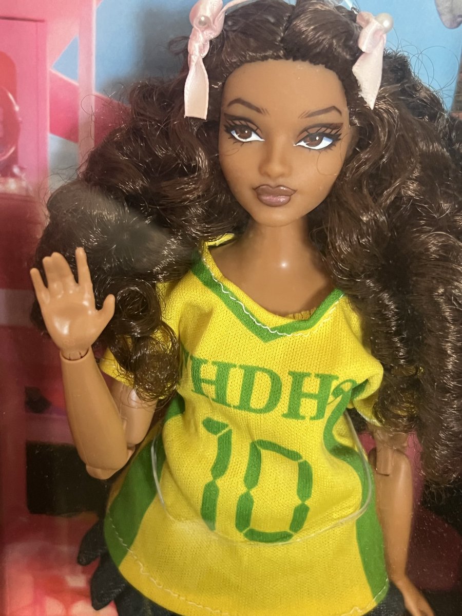 dracustevendols's tweet image. Dolls I’ve made of my friends!!!!