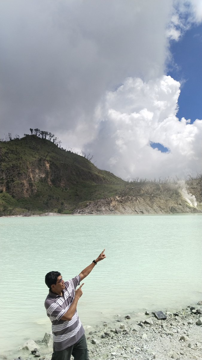 Masih di Kawah Putih