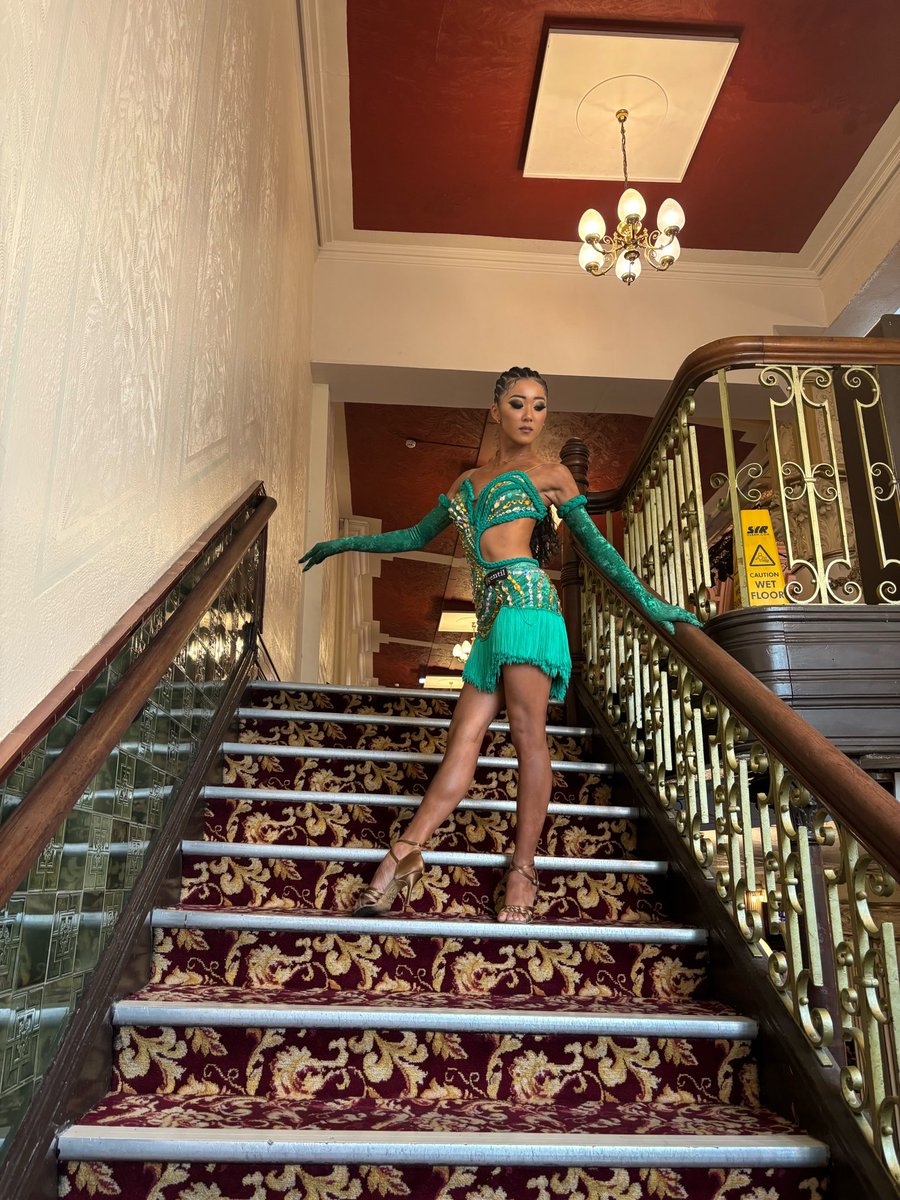 ri7_ma's tweet photo. 💚Dress for Sale💚
gentil  sponsored dress.

ベロア生地とゴールドのストーンがフロアでよく映えます✨🍀
フリンジスカートもよく動かドレスです👗

ご興味ある方はDMへ💌👑 https://t.co/0ogMbkBI2b