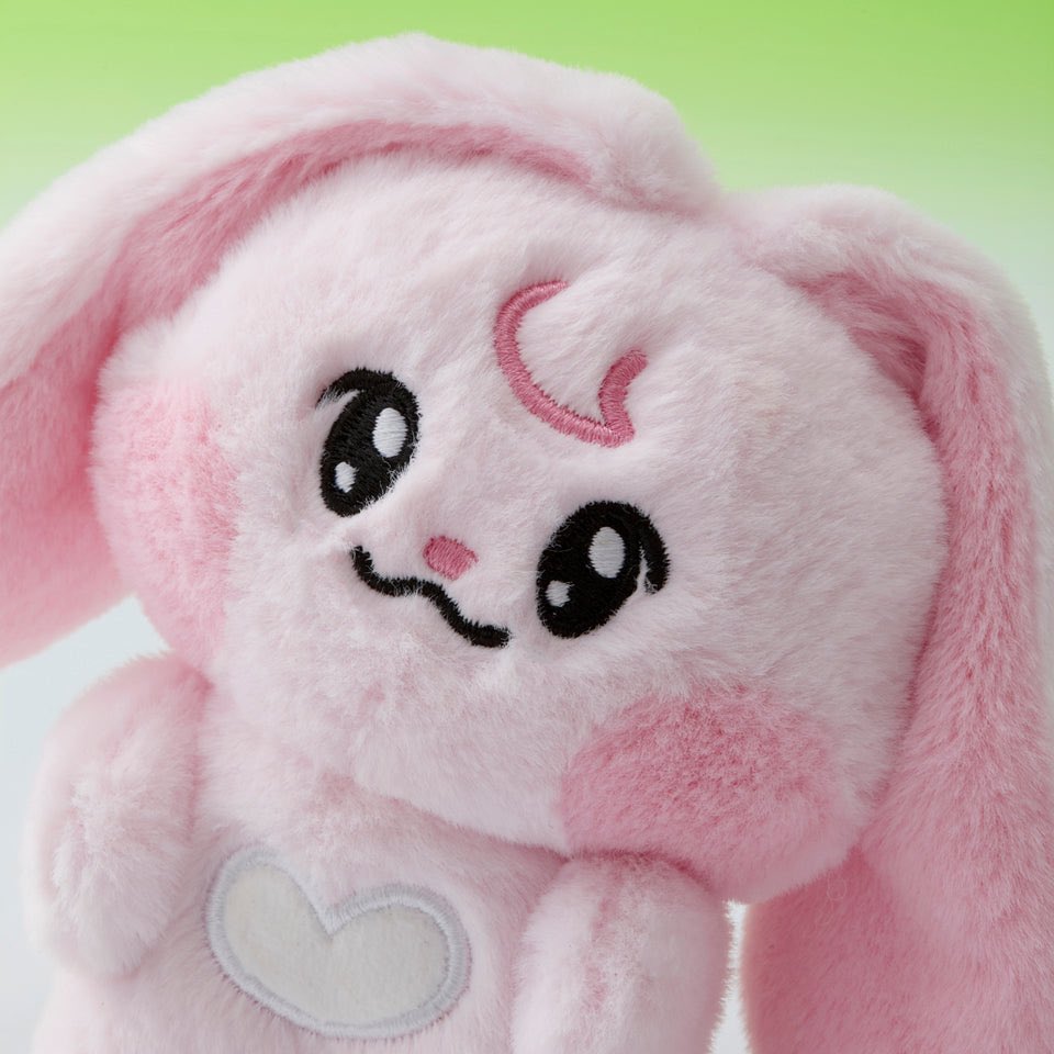 น้องพิ้ง

กยูพิ้ง : ขาาาาาาาา 🥺 หม่ามี๊เรียกนุหรอคะ