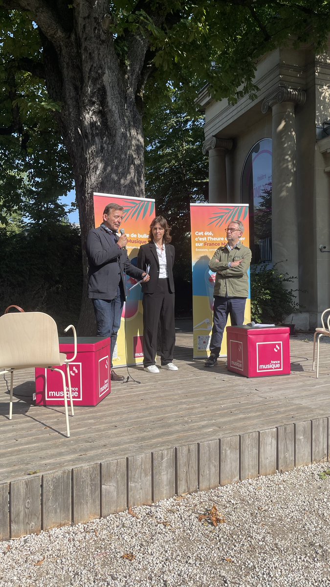 Un petit mot, pour commencer, à la mémoire de Pierre Nora.
<a href="/elsaboublil/">elsa boublil</a> l’avait reçu à l’époque dans "Musique Emoi" 👉🏻 radiofrance.fr/francemusique/…