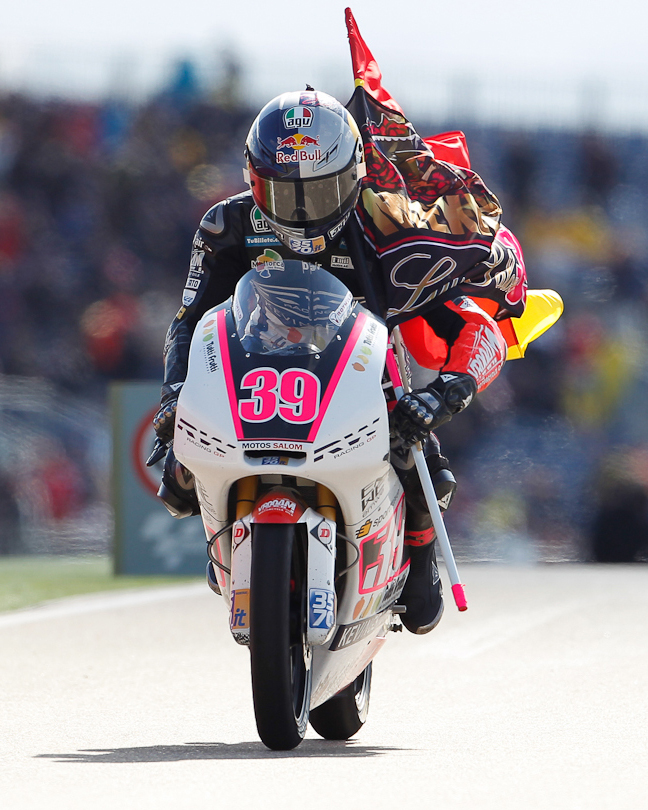 El Mexicano will forever be in our hearts ❤️

Remembering Luis Salom, nine years on

#MotoGP #Mexicano39