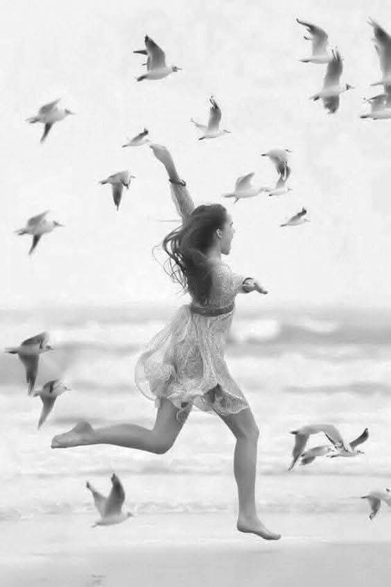C'è un tempo per essere gentile...
E c'è un tempo per dire basta

#LaMagiaNellAria 
#VentagliDiParole