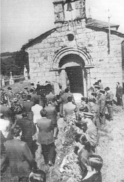 "Uno de los etarras sacó una pistola y le pegó un tiro en el corazón"
GC D. Manuel Pérez Vázquez asesinado a balazos en Ataún por los cobardes de ETA

"Manuel tenía 29 años y era de Lugo"
mapadelolvido.blogspot.com/2012/03/manuel…