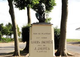 Le 3 juin 1918 disparaît Louis Jaurès, aspirant au 10e bataillon de chasseurs alpins, tué lors des offensives Ludendorff. Cf. l'article de Jean-Baptiste Alba, Revue du Tarn n° 250, 2018, et le monument commémoratif de Chaudun (Aisne), fleuri chaque année par Virginie Rebérot.